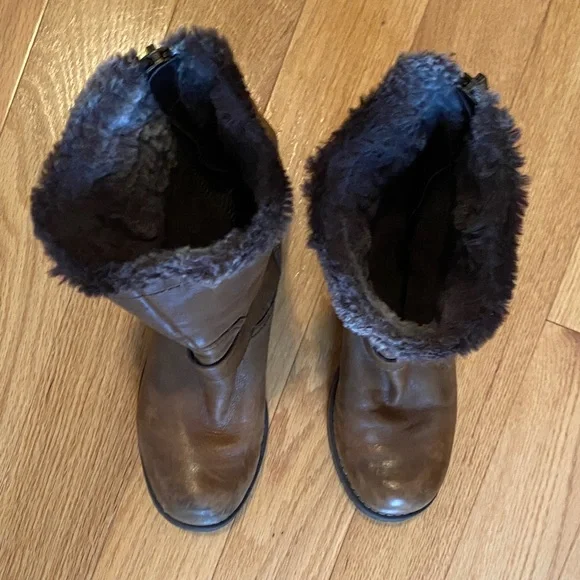 Clarks Brown Leather Boots - Picture 3 of 7